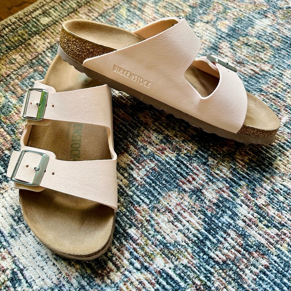 Women’s Birkenstock Sandals / Size 36 (NEW)